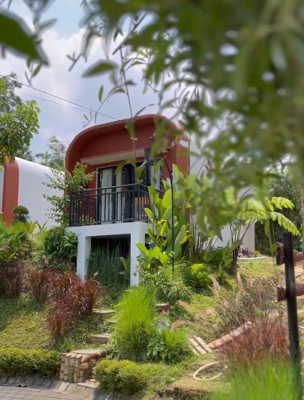 Riuma Resort, Penginapan Hidden Gem dengan View Pegunungan